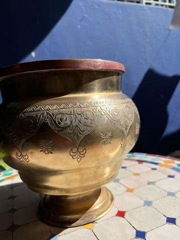 Pièce décorative en cuivre de luxe, gravée à la main avec une grande maîtrise - 2