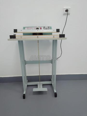 Machine à sceller - 2