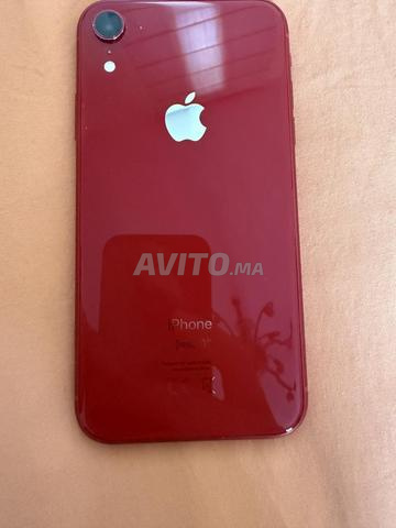 iPhone XR rouge 64go