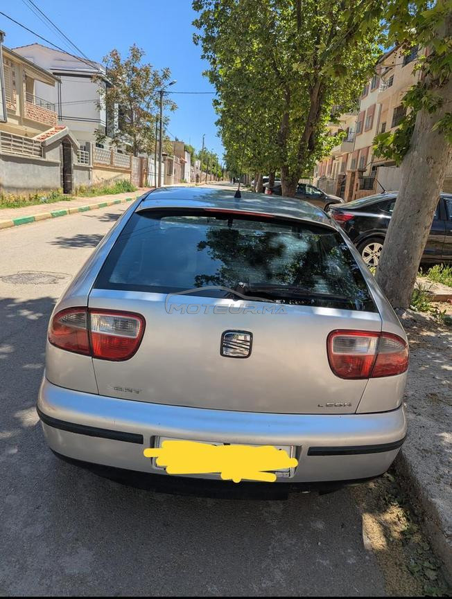  Seat leon model 2002 1M issance bon État 