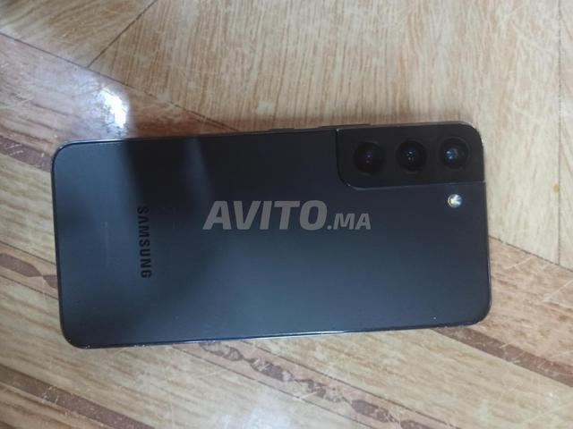 SAMSUNG GALAXY S22 (SNAPDRAGON) à vendre