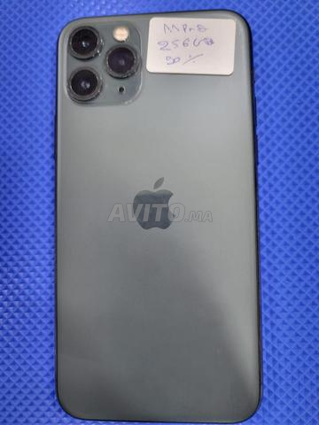 iPhone officiel à partir de XR