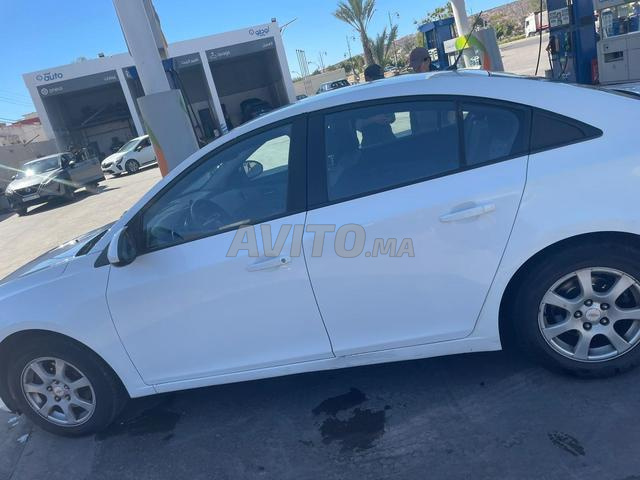 Chevrolet Cruze LT 1ère main - 2
