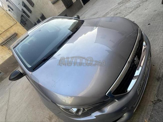 Peugeot 308 Diesel Manuelle 2019 à Kénitra