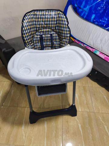 Je vends une chaise d'enfants en bon état - 2