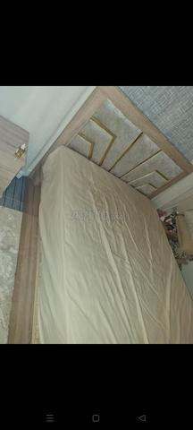 Lit complet avec matelas à vendre - 2