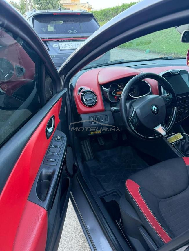 Renault Clio Diesel Manuelle 2016 à Tanger
