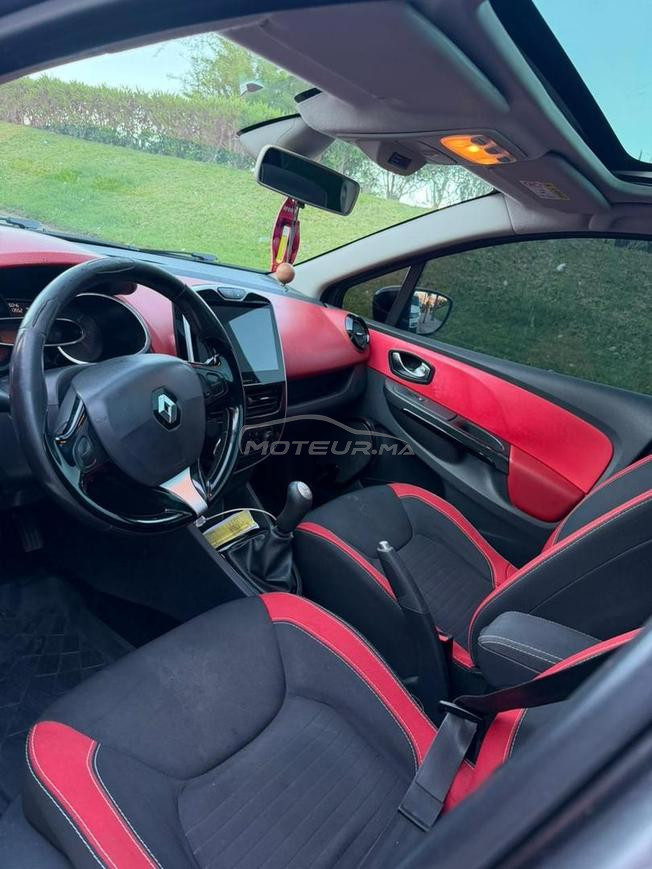 Renault Clio Diesel Manuelle 2016 à Tanger