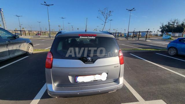 Peugeot 5008 Diesel Manuelle 2017 à Kénitra