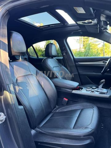 Alfa Romeo Stelvio Q4 2022 - 2