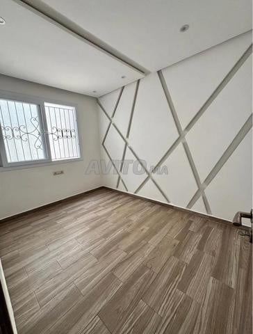 APPARTEMENT À LOUER LONGUE DURÉE - 2
