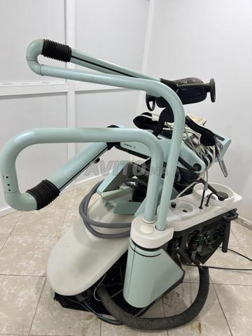 Fauteuil pour dentiste ou prothésiste dentaire - 2