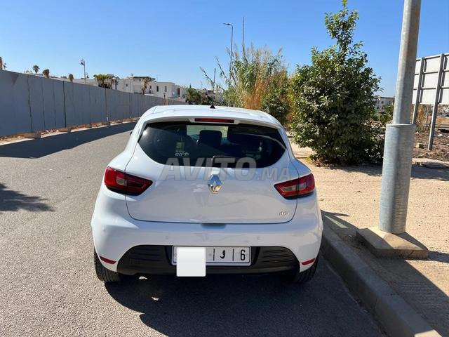 La voiture Clio 4 - 2