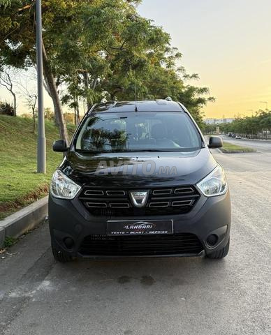 Dacia Dokker modèle 2016 à Rabat