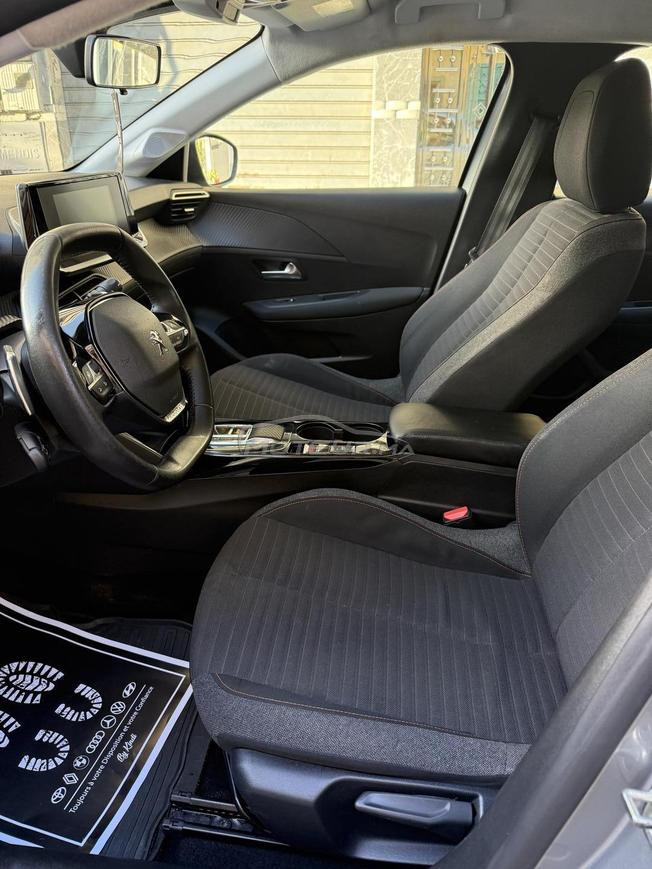 Peugeot 208 tanger