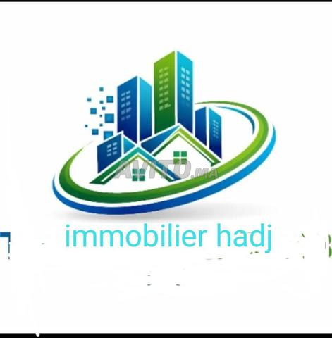 للبيع 4 فيلات فخمة في منزه