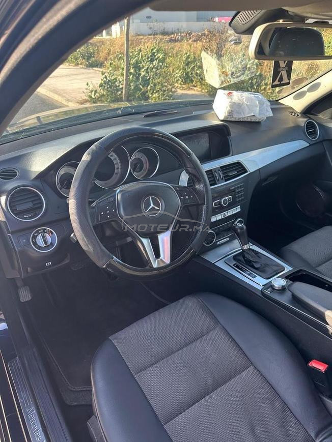 Mercedes-Benz 220 Diesel Automatique 2012