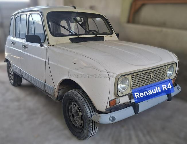 Renault R4 Essence Manuelle 1989 à Tanger