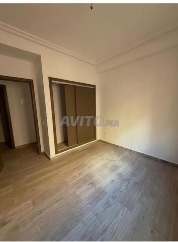 Appartement vide à louer - 2
