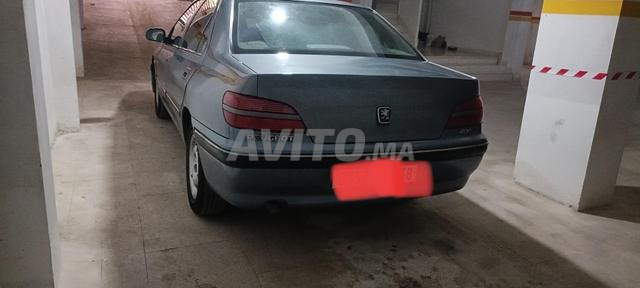 Voiture de confiance - 2