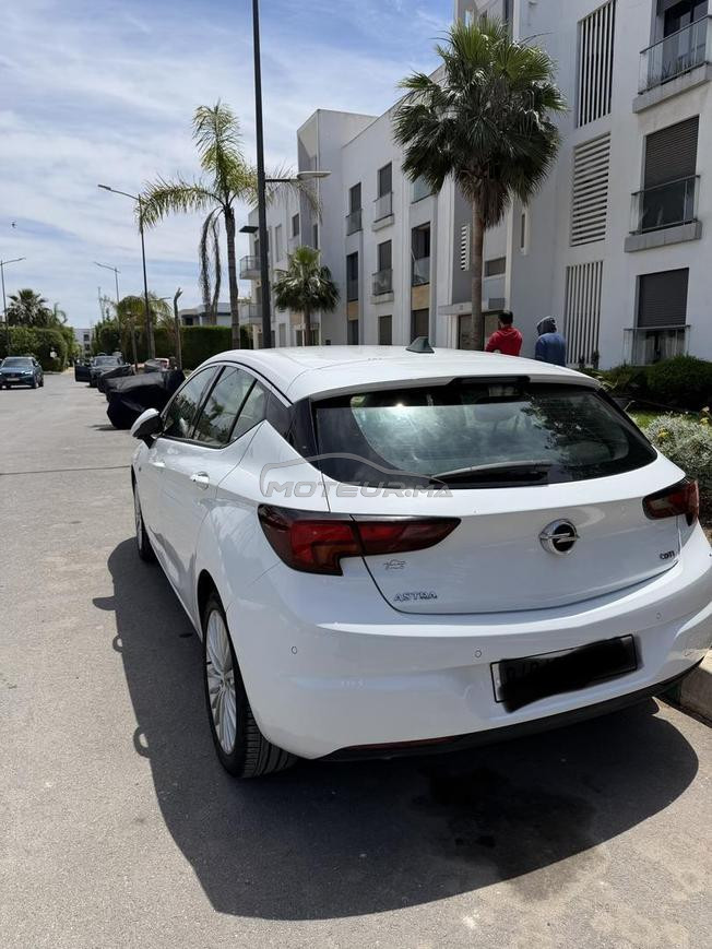 Opel Astra Diesel Manuelle 2016 à Casablanca
