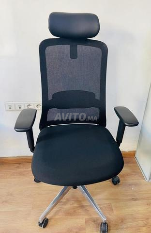 Chaise président haut de gamme / vestiaire - 2