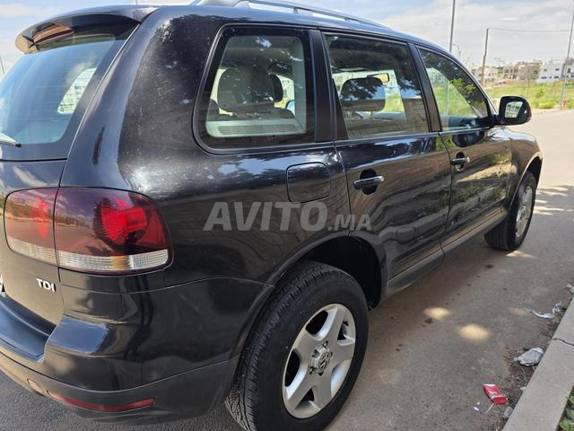 Volkswagen Touareg - 2