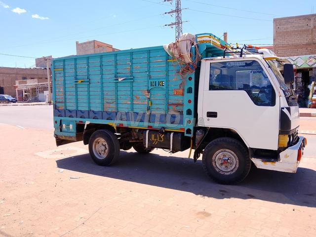 Petite camionnette à vendre - 2