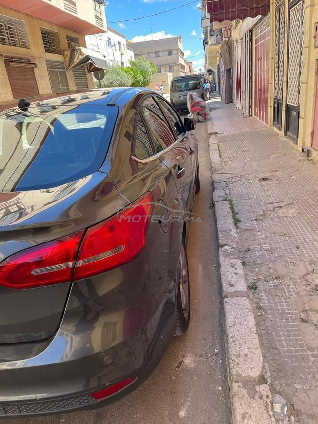 avendre voiture ford