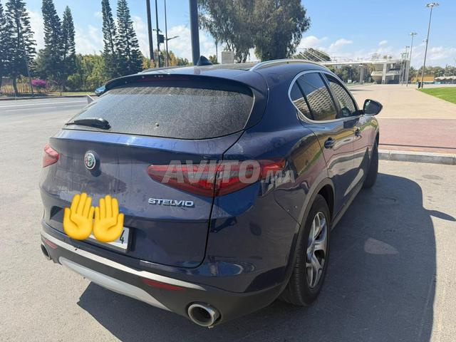 ألفا روميو ستلفيو كاملة المواصفات