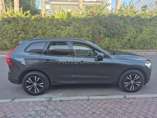 VOLVO XC60 B4 MOMENTUM DIESEL 