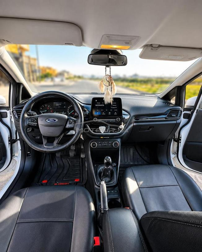Ford Fiesta Essence Manuelle 2022 à El Jadida