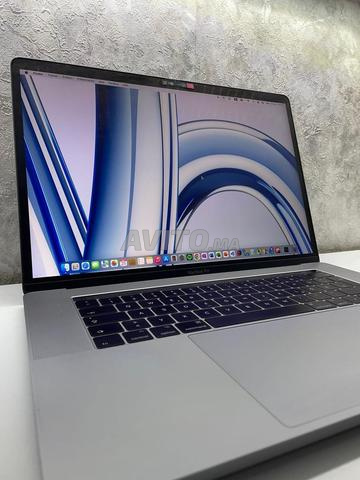 MacBook Pro 2017 i7 16GB 512GB Garantie