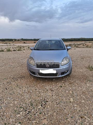 Fiat Linea Diesel Manuelle 2011 à Midelt - 2