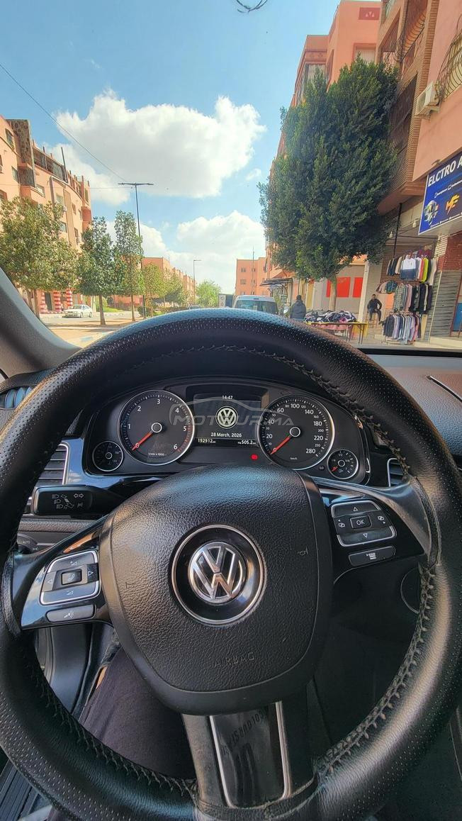 Volkswagen tourge v6 très bon état 