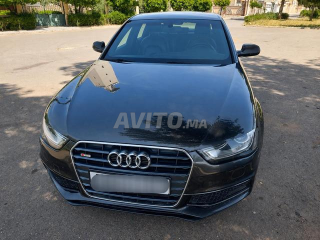 Audi A4 Diesel 2L SLine Automatique 2016 OUED ZEM
