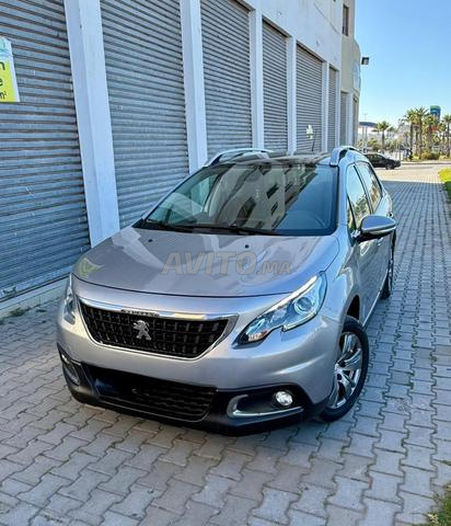 Peugeot 2008 full option