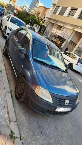 Dacia Logan essence 2009 8ch vide