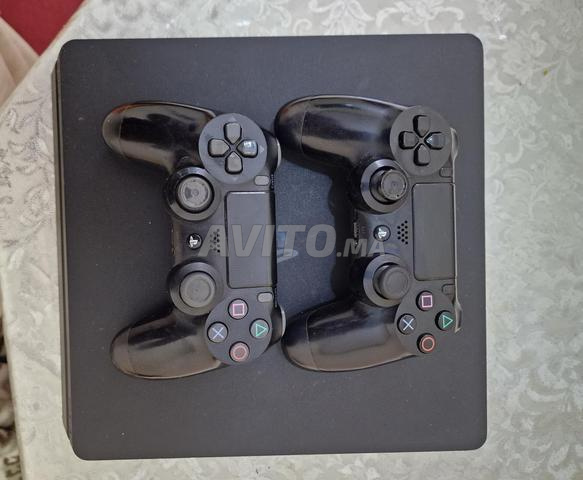 Playstation 4 Slim - 2
