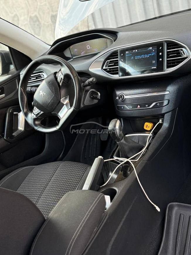 Peugeot 308 Diesel Manuelle 2021 à Kénitra