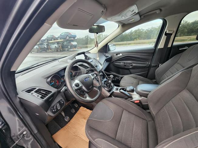 Ford Kuga Diesel Manuelle 2017 à Kénitra