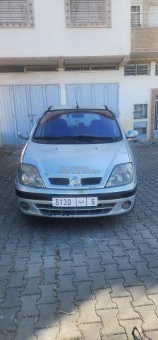 Belle voiture disponible à Temara - 2