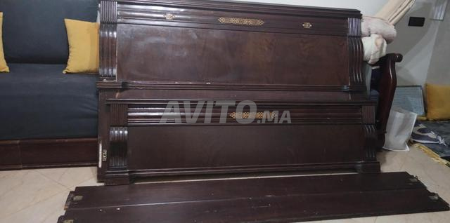 Lit 200x160 avec coiffeuse à vendre - 2