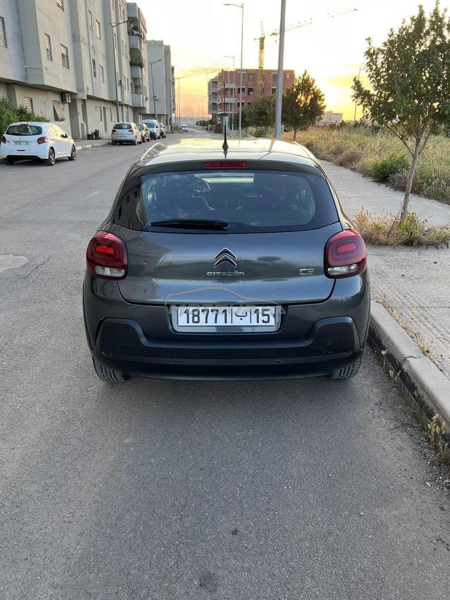 Citroën C3 Essence Manuelle 2017 à Fès