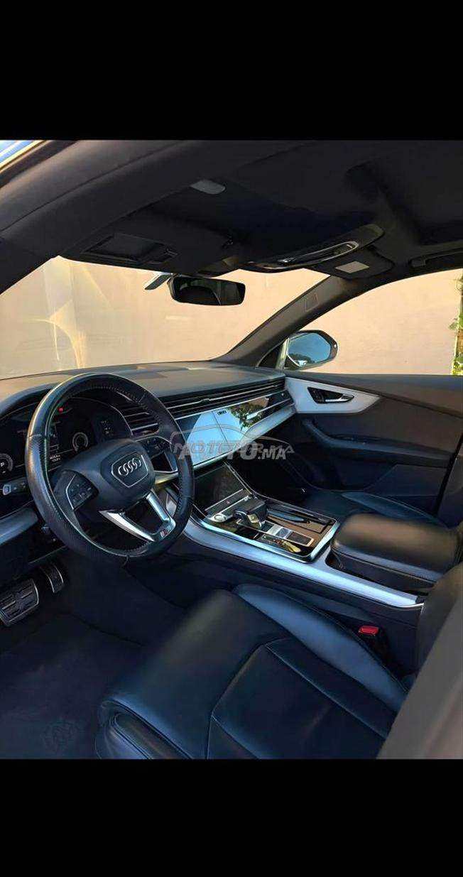   Audi Q8 S line