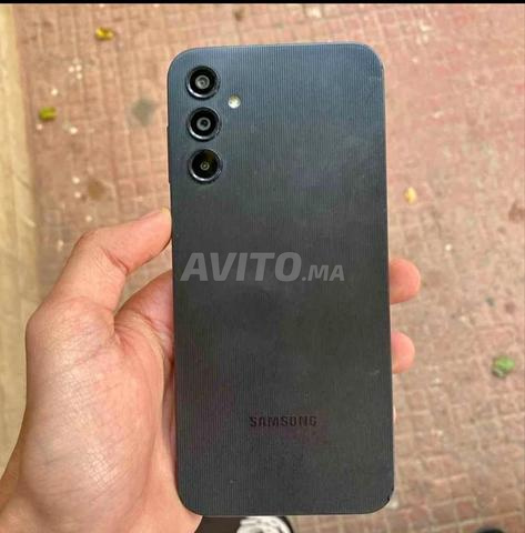 Samsung A14 encore propre