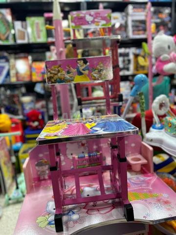 Bureau pour enfants - 2