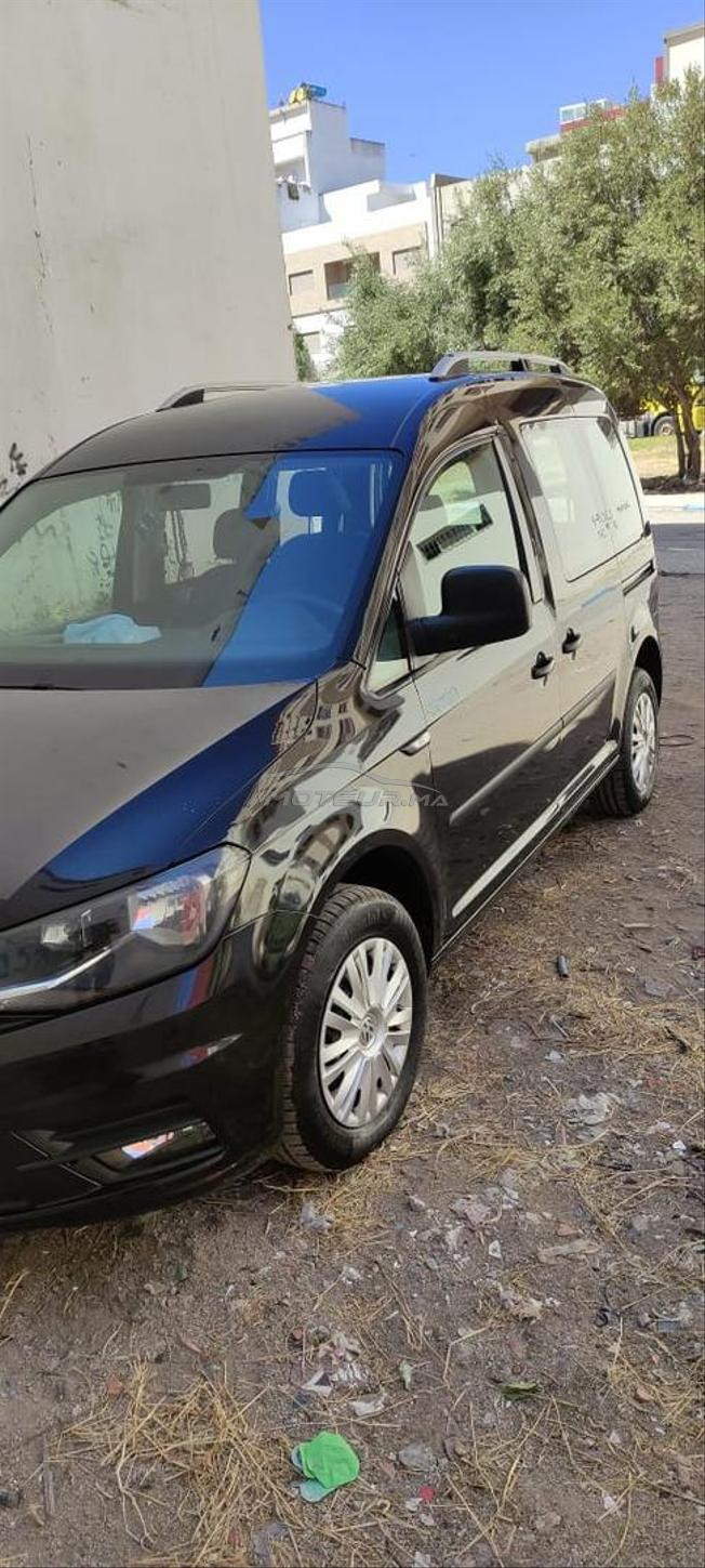 Volkswagen Caddy Diesel Manuelle 2018 à Tanger