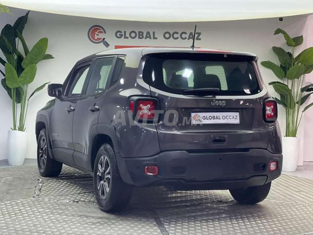 Jeep Renegade Diesel Automatique 2019 à Casablanca - 2