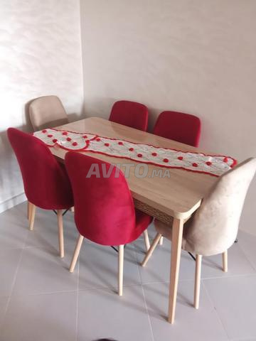 Table à manger de première qualité à un prix incroyable, magnifique, quel bonheur
